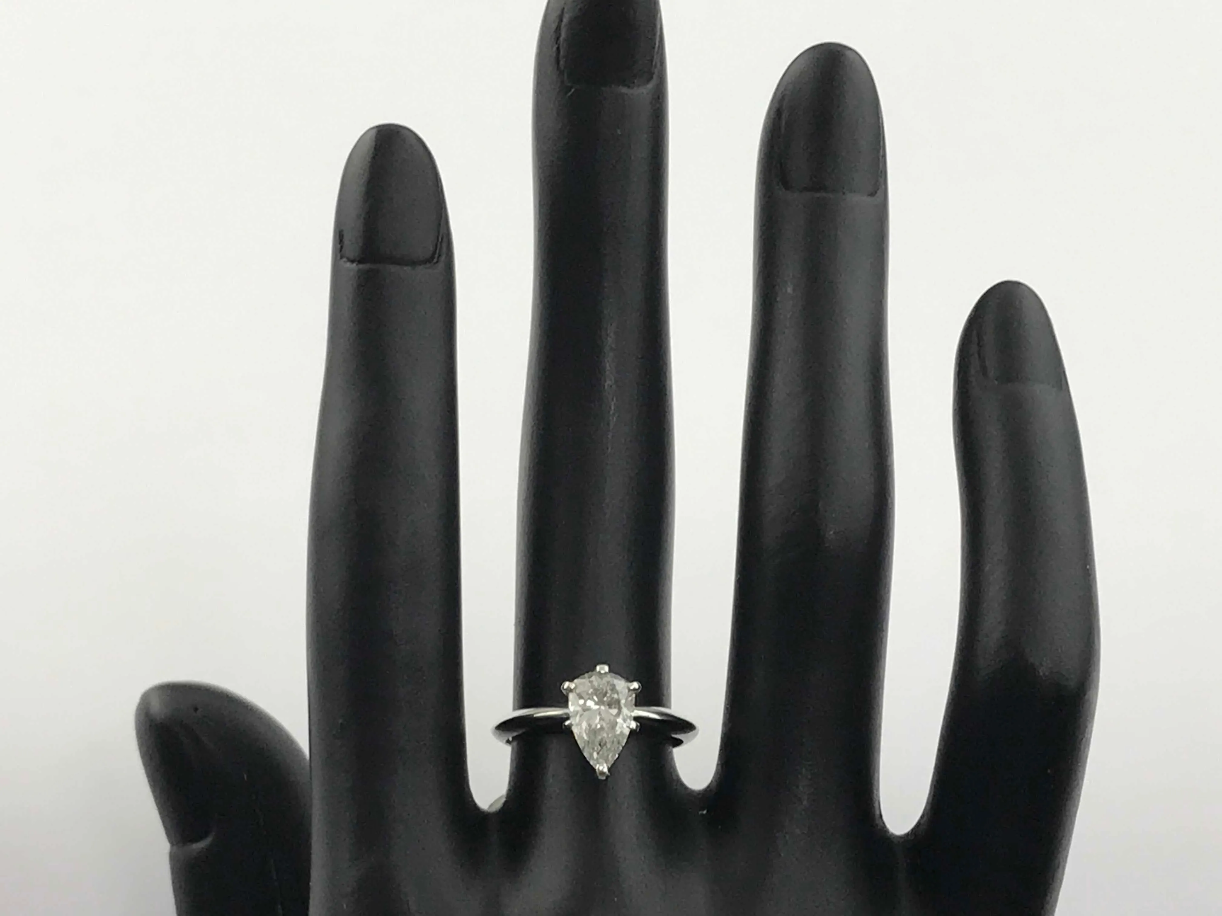 1.12CT Pear Shape SI1 Clarity H Color Diamond Solitaire Engagement Ring in 14K White Gold, Pre-owned item #229467.sa