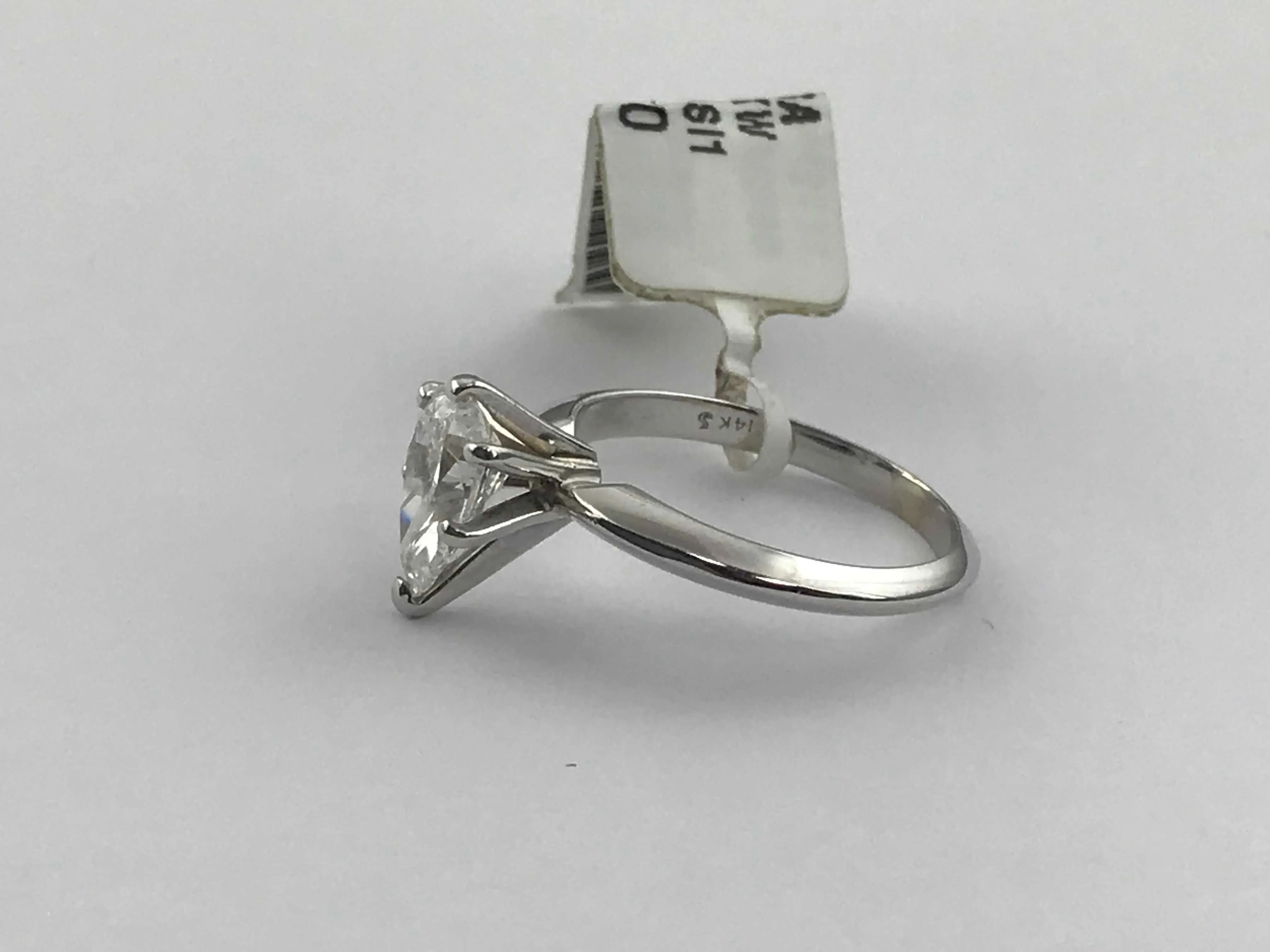 1.12CT Pear Shape SI1 Clarity H Color Diamond Solitaire Engagement Ring in 14K White Gold, Pre-owned item #229467.sa