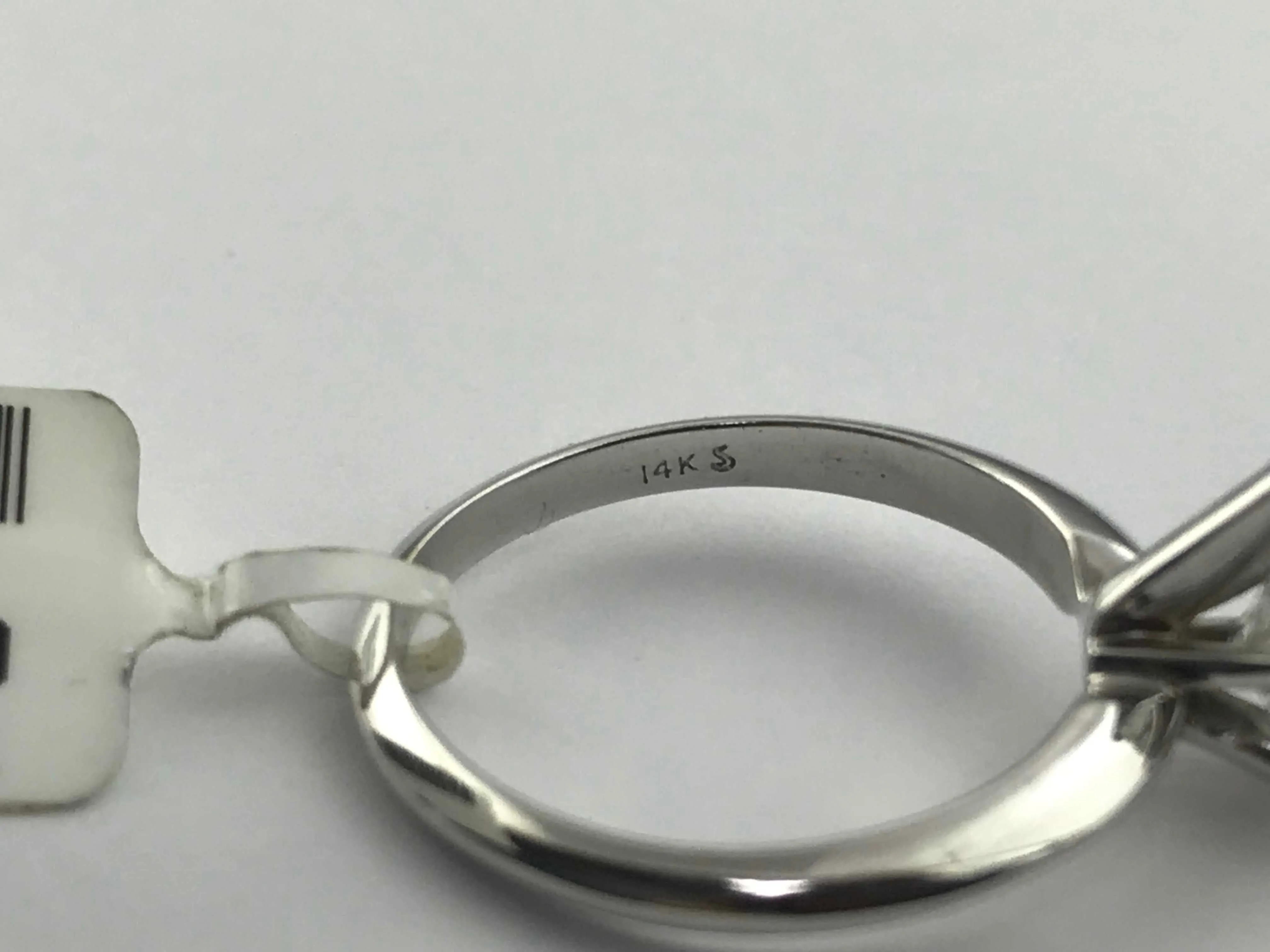 1.12CT Pear Shape SI1 Clarity H Color Diamond Solitaire Engagement Ring in 14K White Gold, Pre-owned item #229467.sa