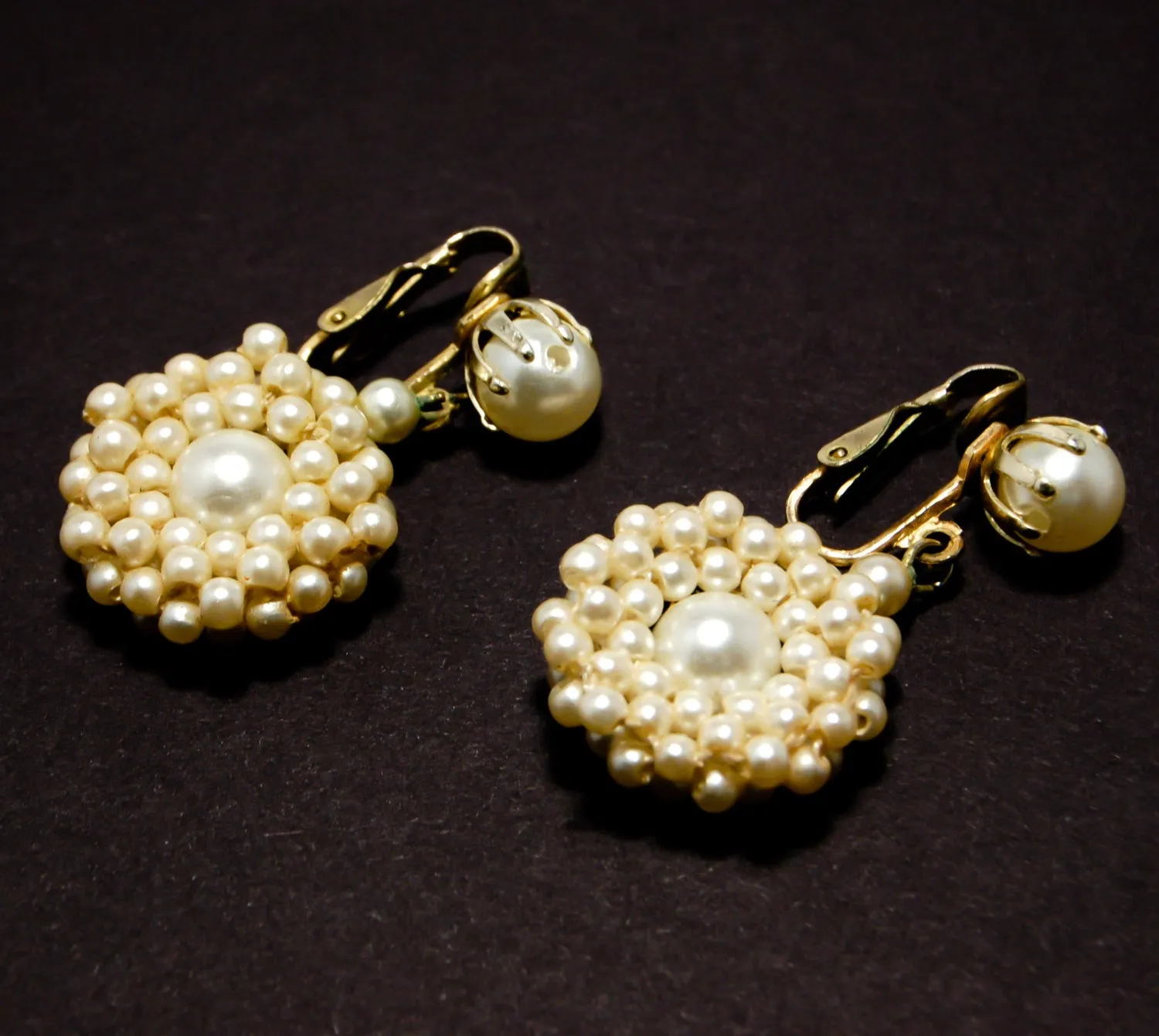 1940's Delicate Faux Pearl Dangling Earrings