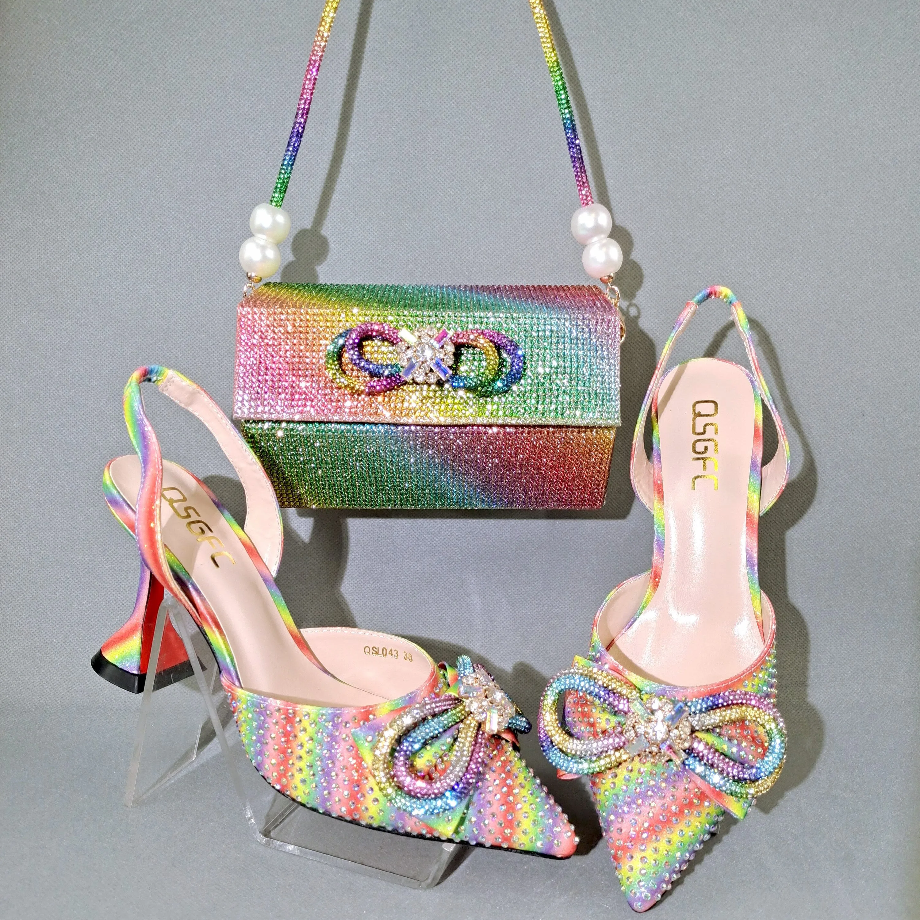 2022 Italian Fashion Design High-Heel Wine Glass Heel Pointed Ladies Shoes And Decorate With Crystals Dual-use Bags