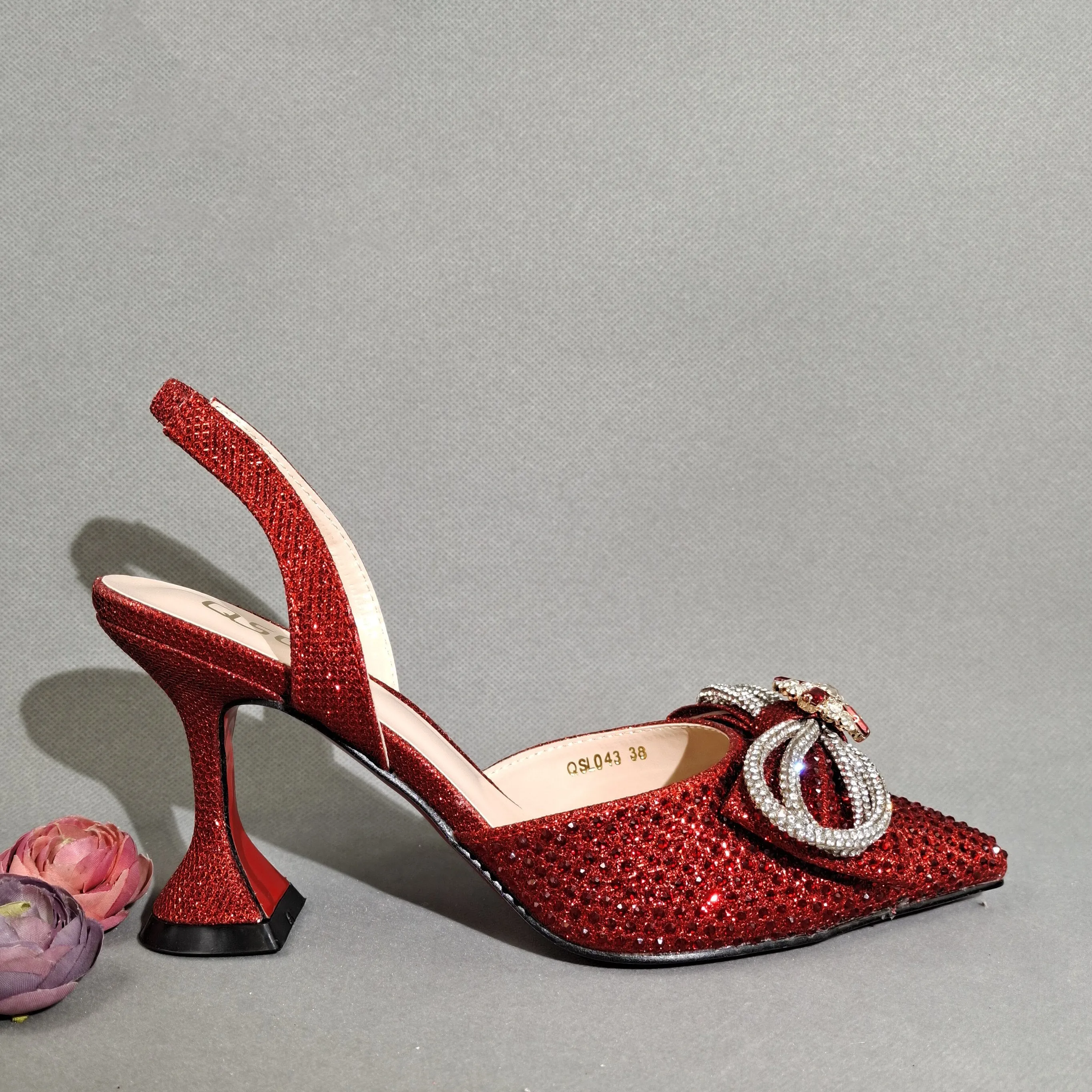 2022 Italian Fashion Design High-Heel Wine Glass Heel Pointed Ladies Shoes And Decorate With Crystals Dual-use Bags