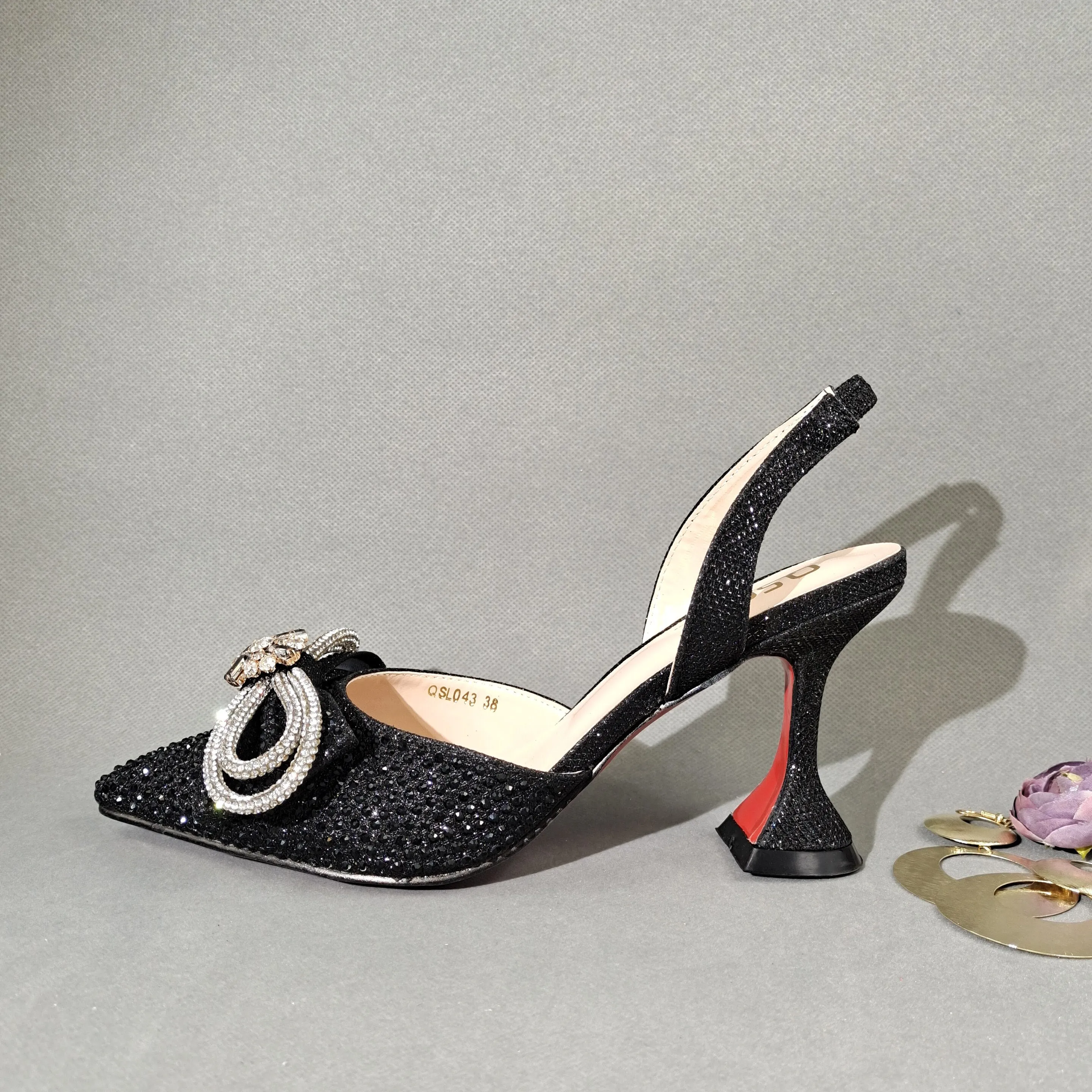 2022 Italian Fashion Design High-Heel Wine Glass Heel Pointed Ladies Shoes And Decorate With Crystals Dual-use Bags