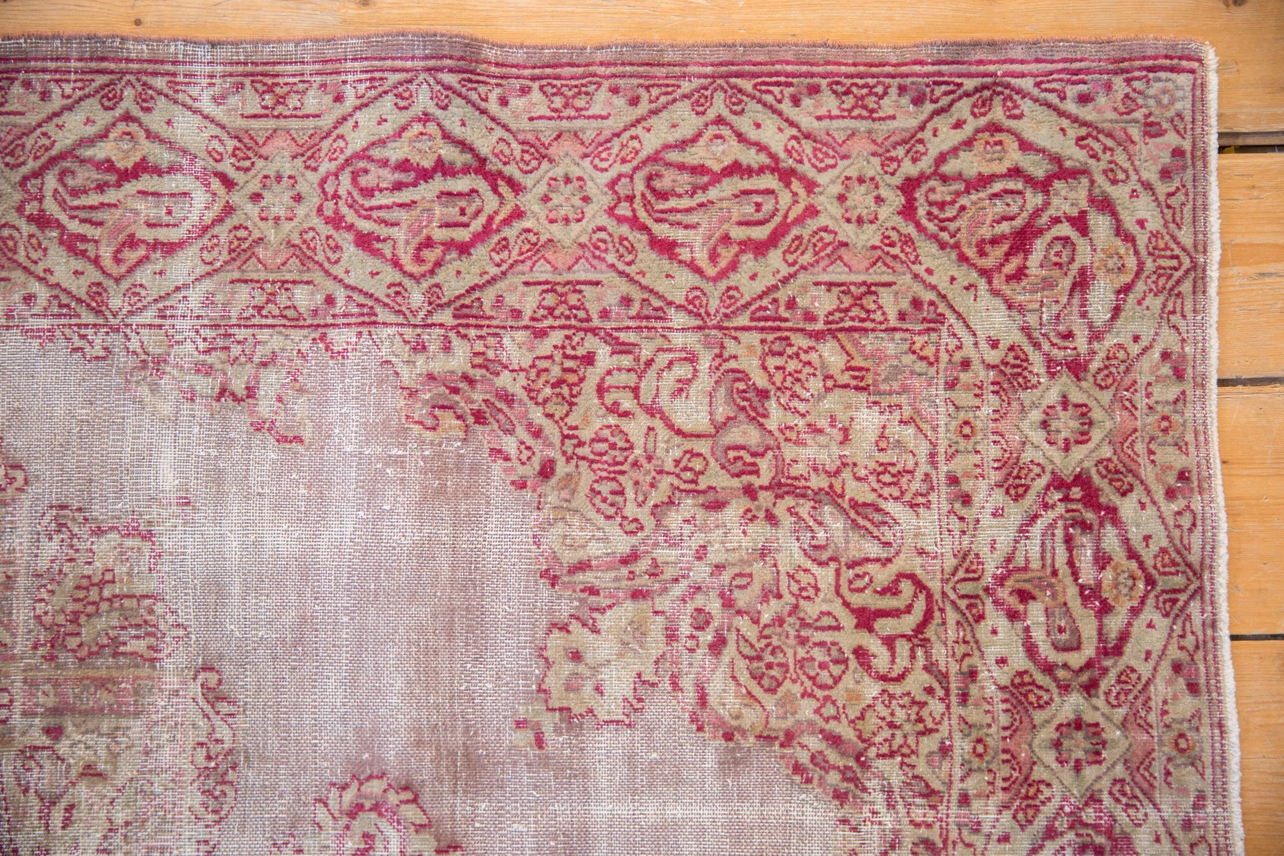 3x5 Distressed Sivas Rug