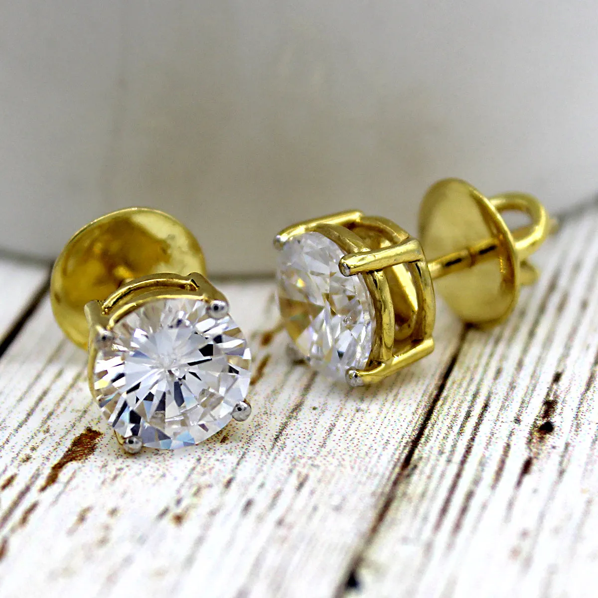5 TCW Classic Round Simulated Diamond Stud Earrings