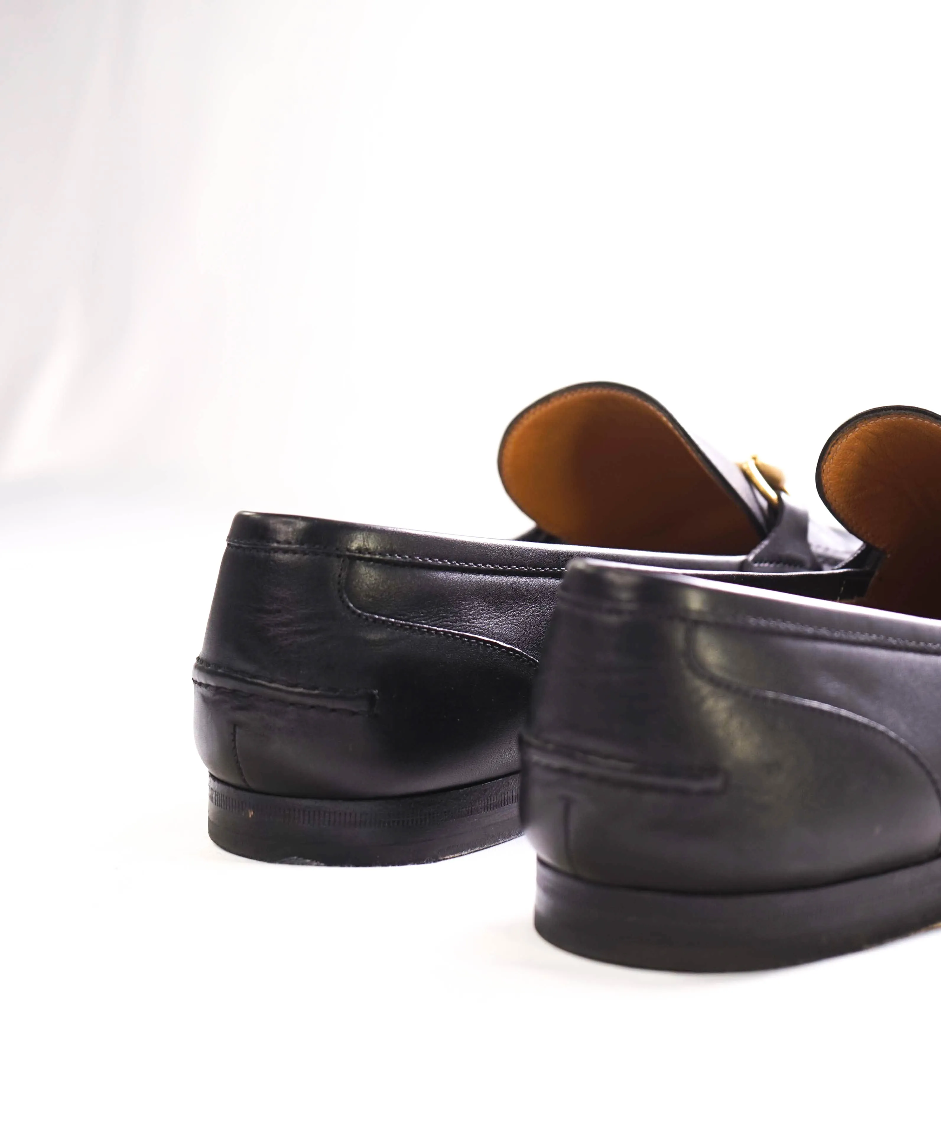 $920 GUCCI - "JORDAAN" Black/Gold ICONIC Horsebit Leather Loafers - 10.5US (10G)