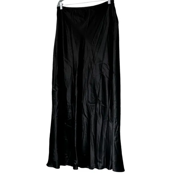 Adrianna Papell Evening Essentials 100% silk black evening skirt. Plus size 14W