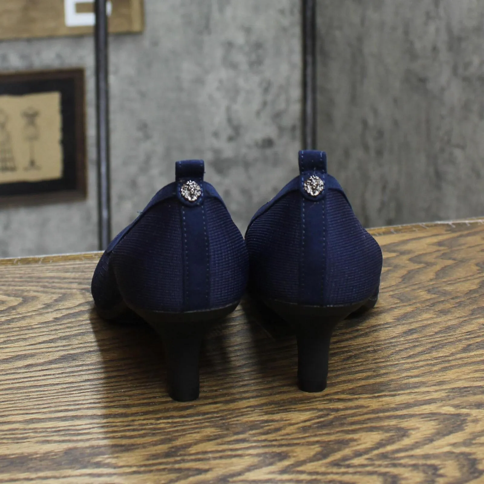 Anne Klein Womens Rebecca Pump Heeled Shoes REBE02F9 Navy Knit Blue 8.5M