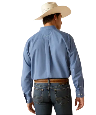 ARIAT WRINKLE FREE SOLID PINPOINT OXFORD LONG SLEEVE