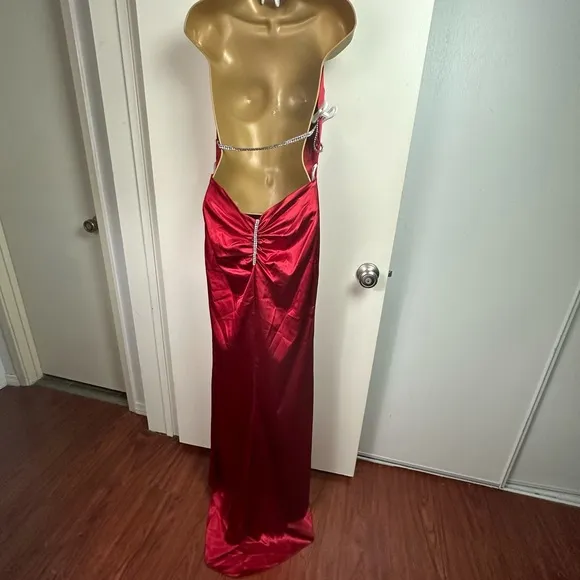 Aspeed Red Satin HalterNeck Open Back Rhinestones Long Formal Dress NWT L *Flaw*