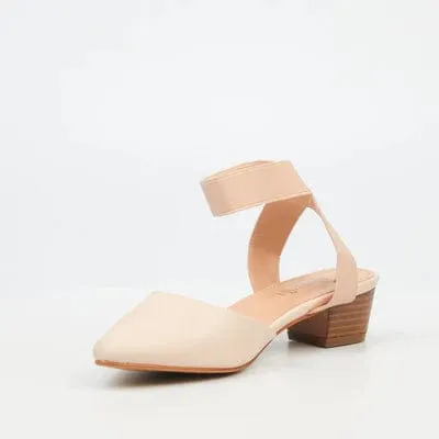 Butterfly Feet Women's Sling Shoes
