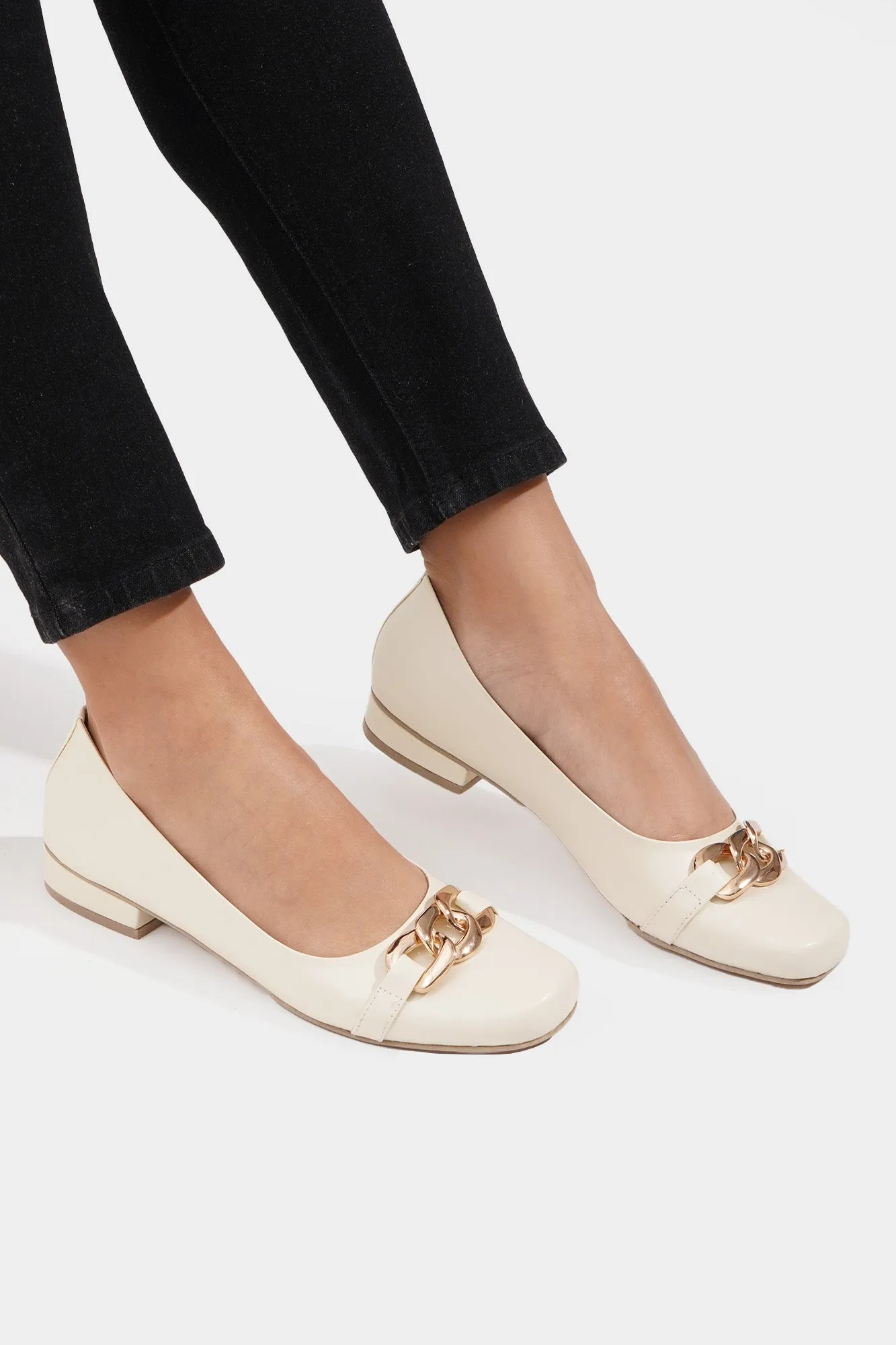 Chain Slingback Square Toe Sandals