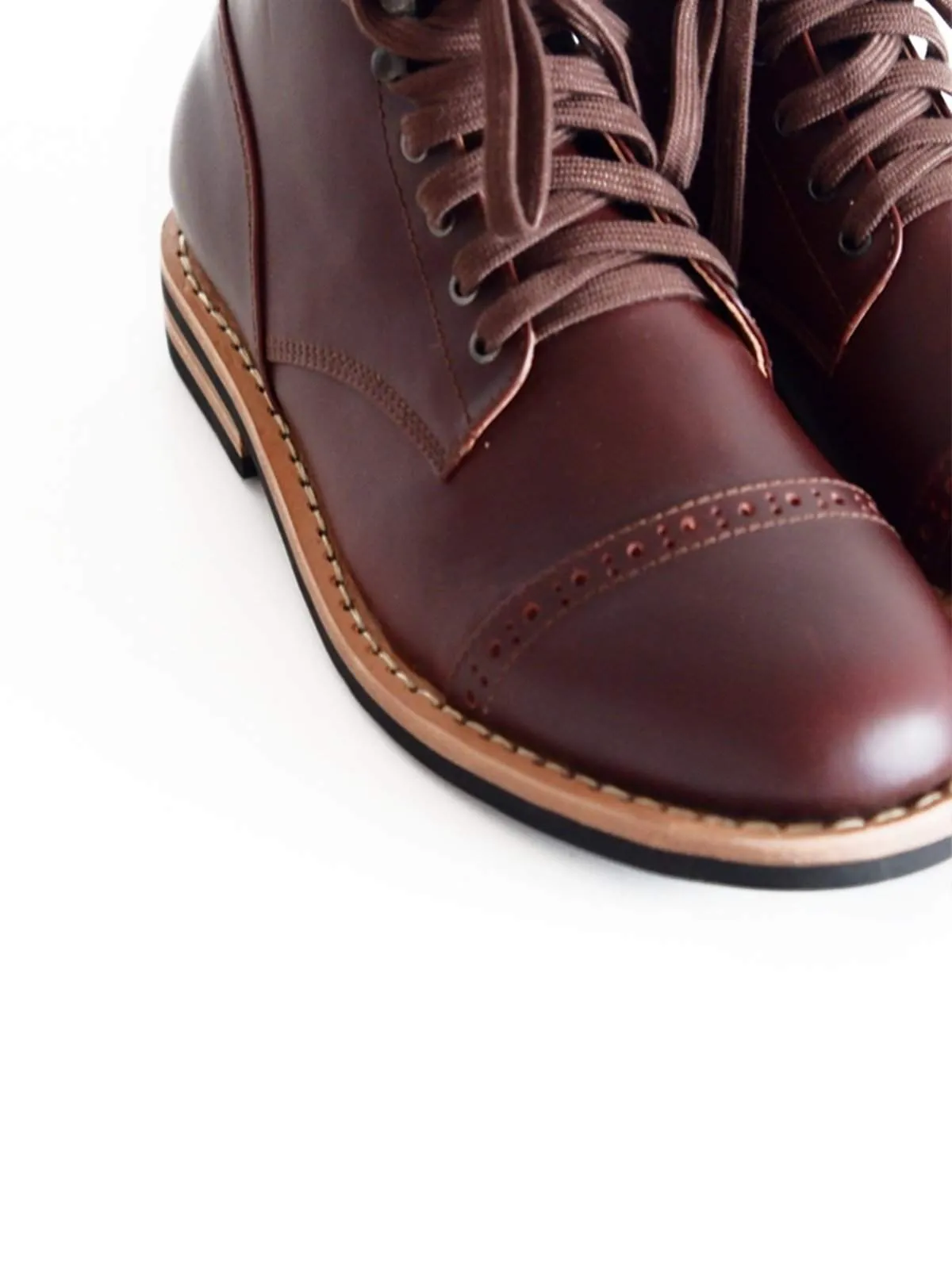 Chevalier Captoe Boots Secret Brown