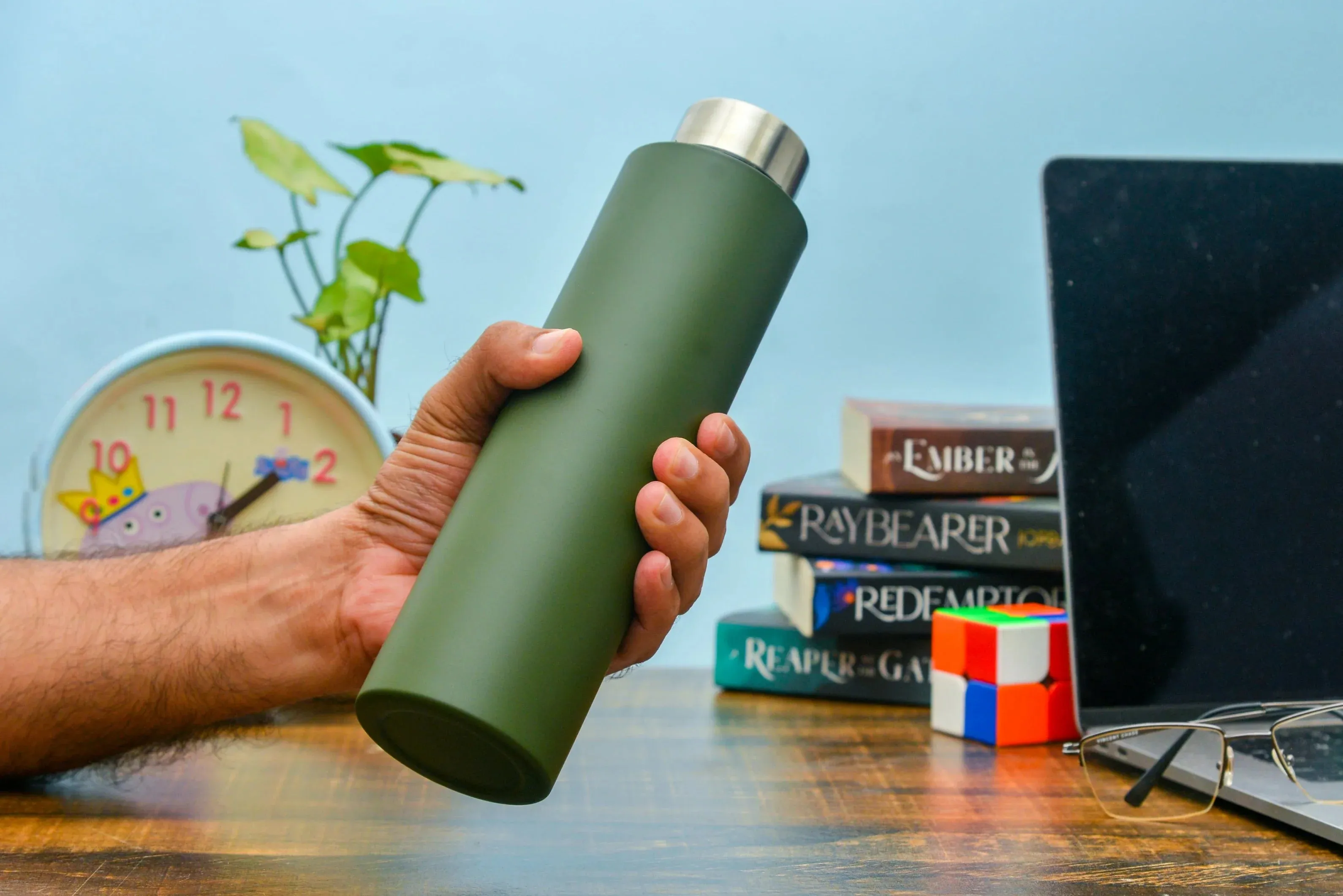 Classy Hardcover Diary   Classic Metal Pen   Classy Leather Metal Keychain   Classy Card Holder   Classic Smart Bottle    Stainless Steel Mug - Green