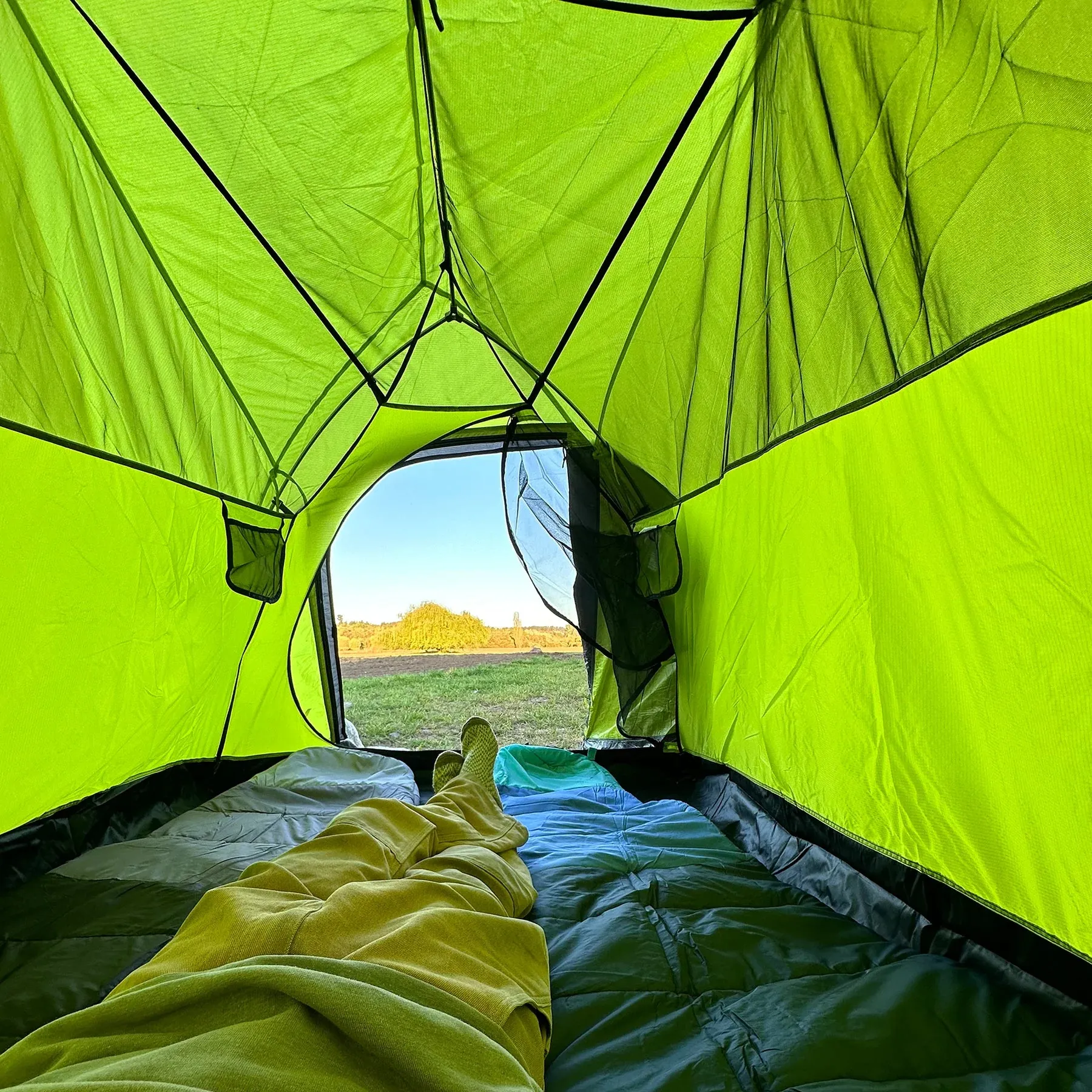 Combo Carpa Neltume Pro   Mat de Camping Yerba Loca   Saco de Dormir Aconcagua
