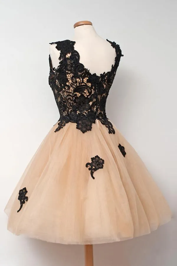 Cute Square Knee-Length Homecoming Dress With Black Lace Appliques TR0112