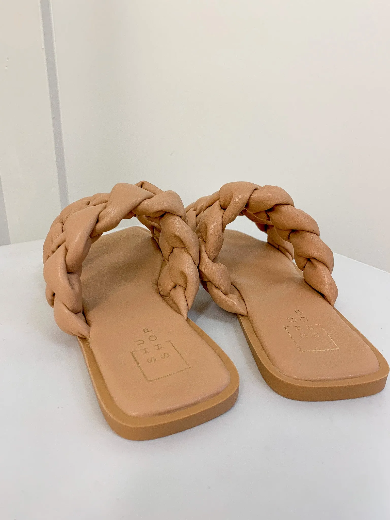 Daria Sandal {Taupe}