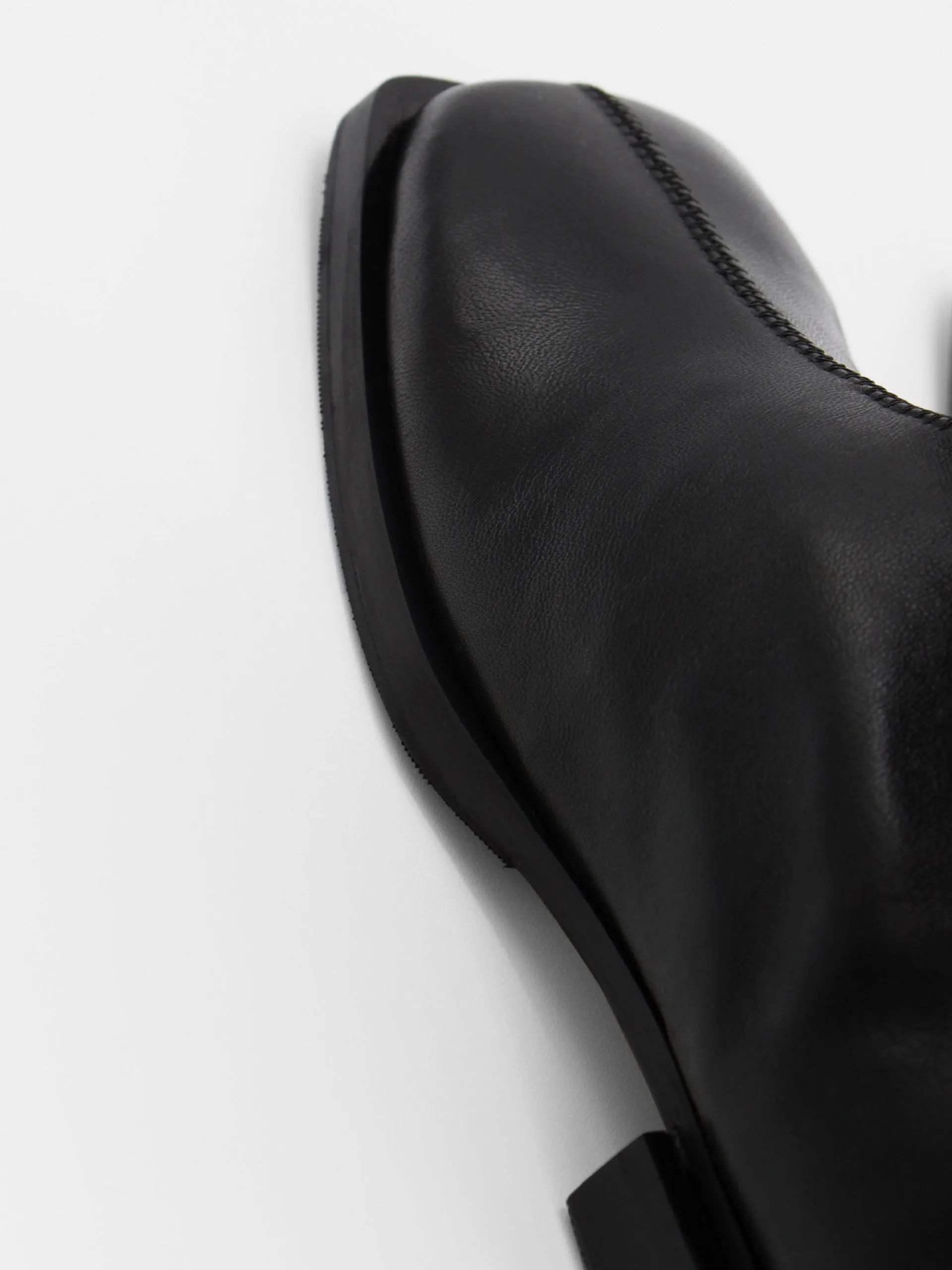 DEAN BOOT