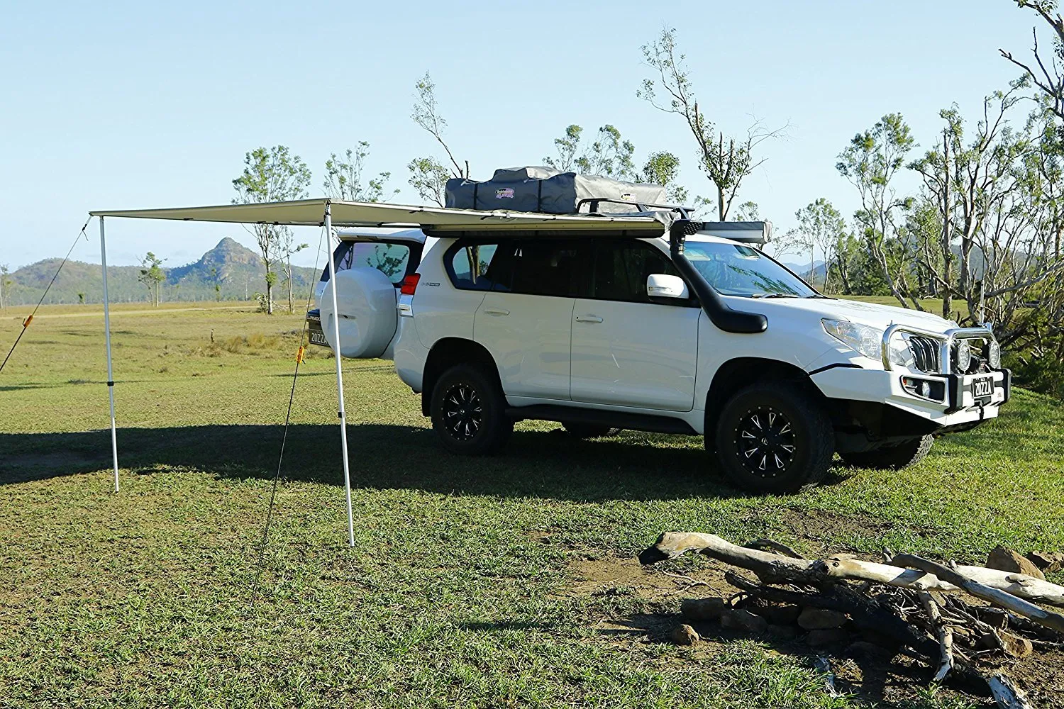 Dobinsons 4x4 Roll Out Awning 4.6FT x 6.5FT Small Size(CE80-3934)