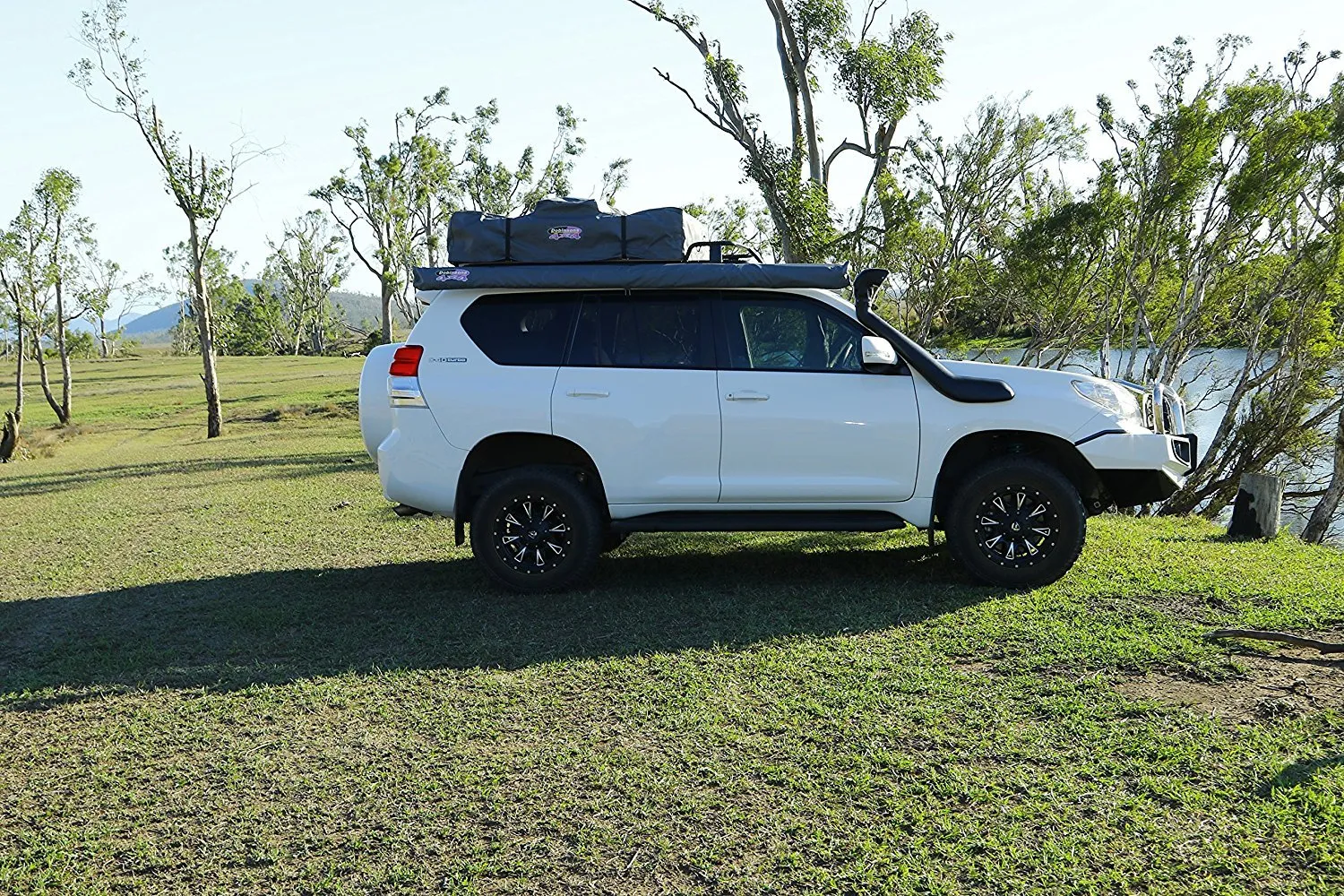 Dobinsons 4x4 Roll Out Awning 8FT x 9.8FT Large Size(CE80-3904)