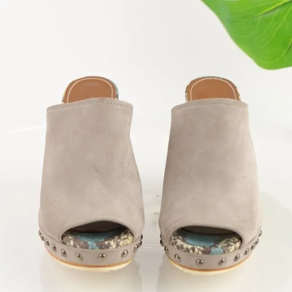 Donald Pliner Women Jett Sandal Size 7.5 Gray Leathe Block Heel Platform Studded