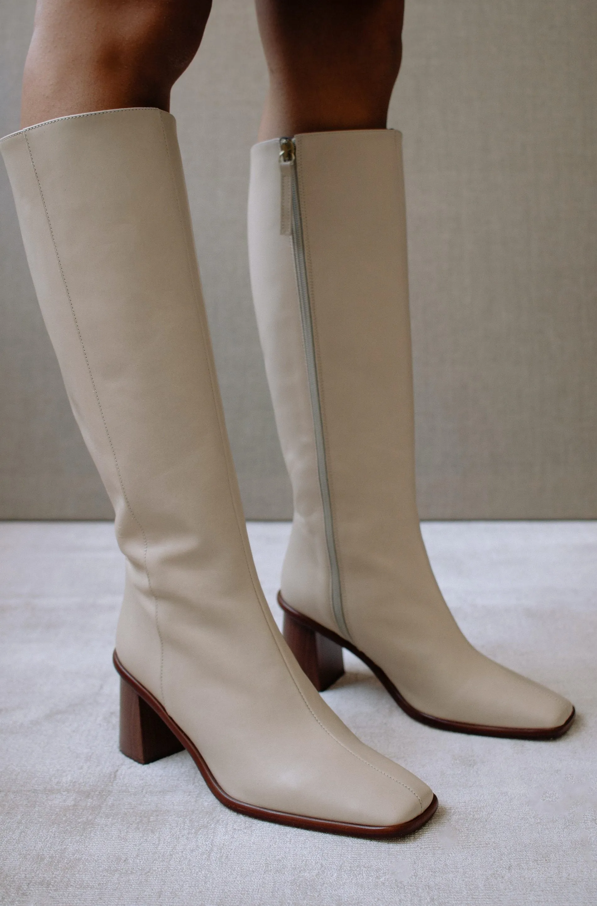 East Boot Off White