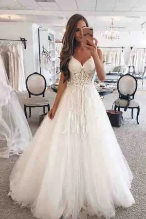 Elegant A-Line Spaghetti Straps Long Tulle Wedding Dresses with Appliques OKF1