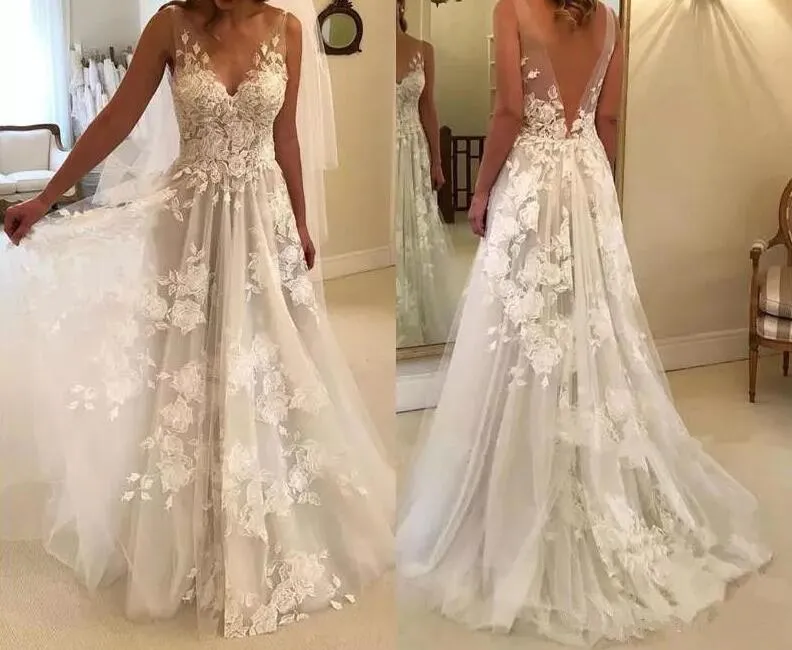 Elegant A line V-neck Tulle Floor Length Wedding Dresses With Lace Appliques OKC94