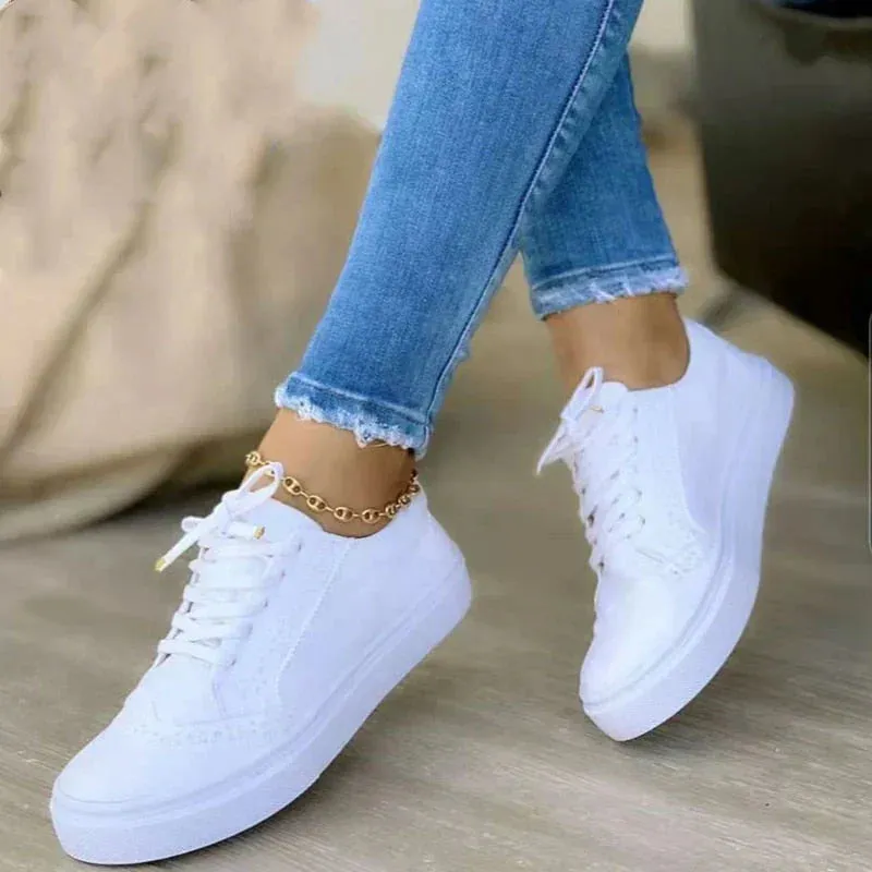 Elegant Black Ava Orthopedic Sneaker