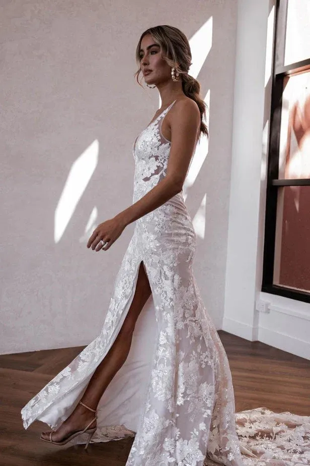 Elegant Mermaid V Neck Lace Boho Wedding Dresses with Slit TN386