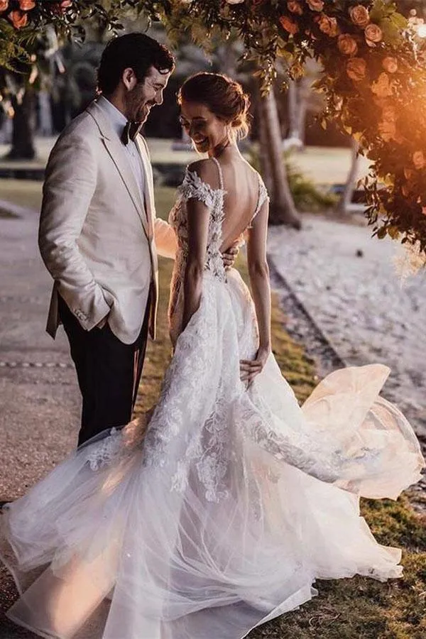 Elegant Mermaid Wedding Dresses Tulle Appliqued Bridal Gowns TN239
