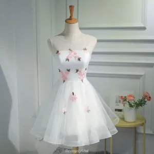 Elegant Round Neck Sleeveless Lace up back Embroidery Junior Homecoming Dresses, HD0391