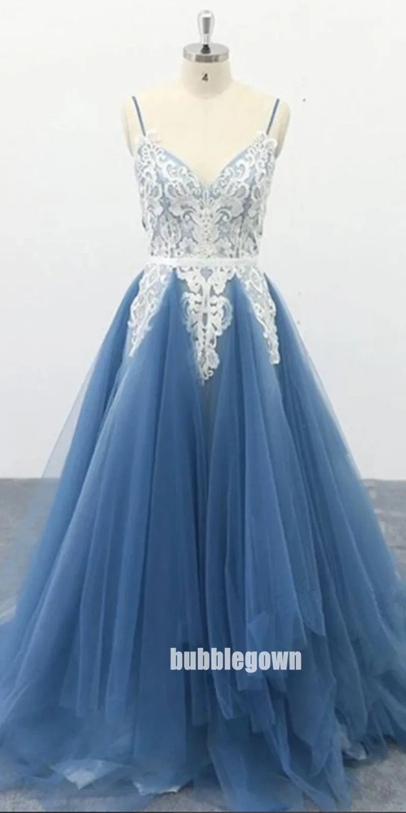Elegant V-neck Spaghetti Strap Lace Tulle Long Prom Dresses FP1210