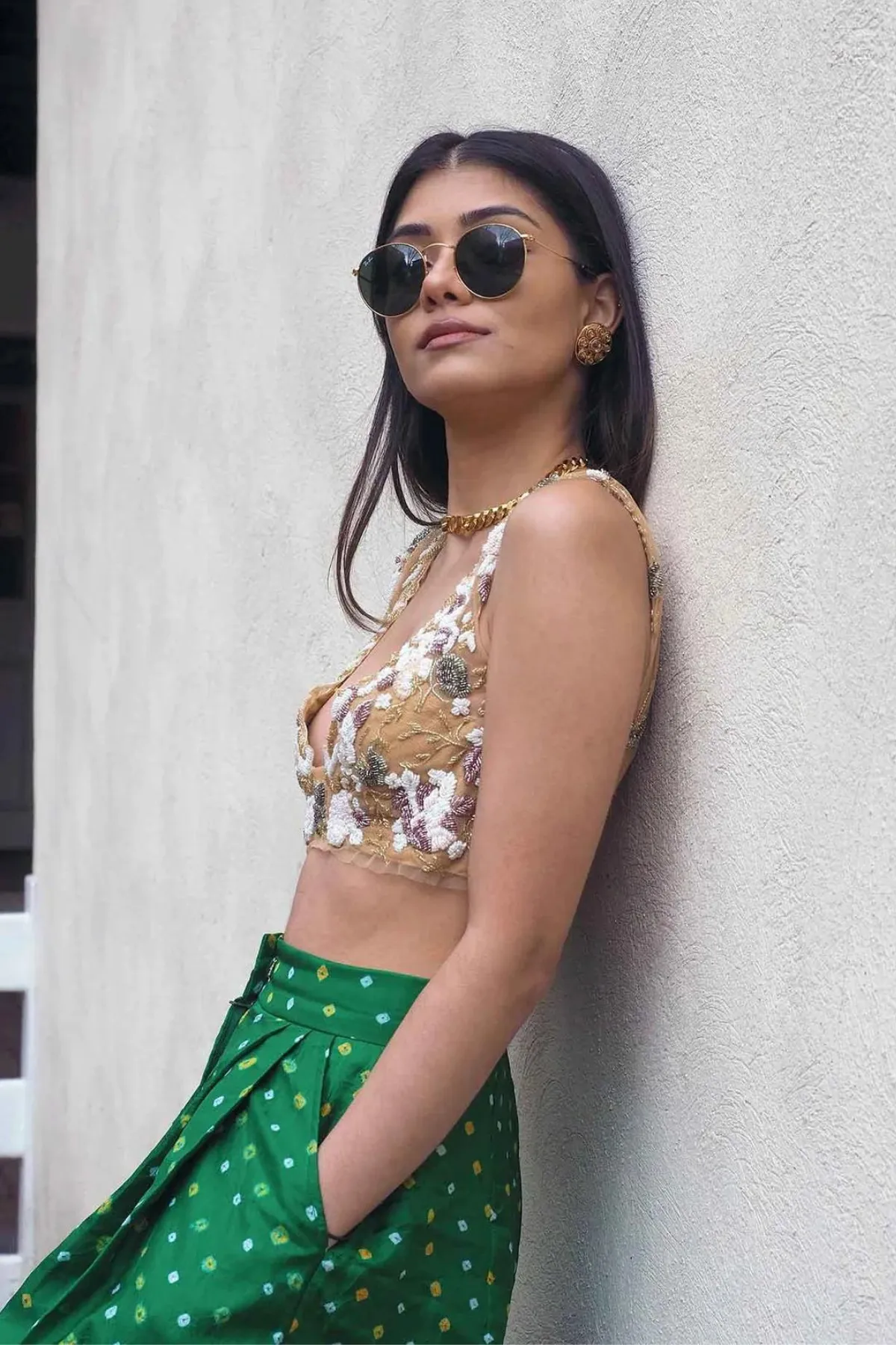 EMERALD BANDHINI TROUSERS, SLINKY NUDE BLOUSE