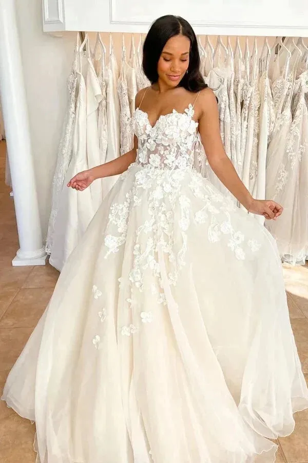 Fashion Tulle A-line Spaghetti Straps Sweetheart Lace Appliques Wedding Dresses OK1763