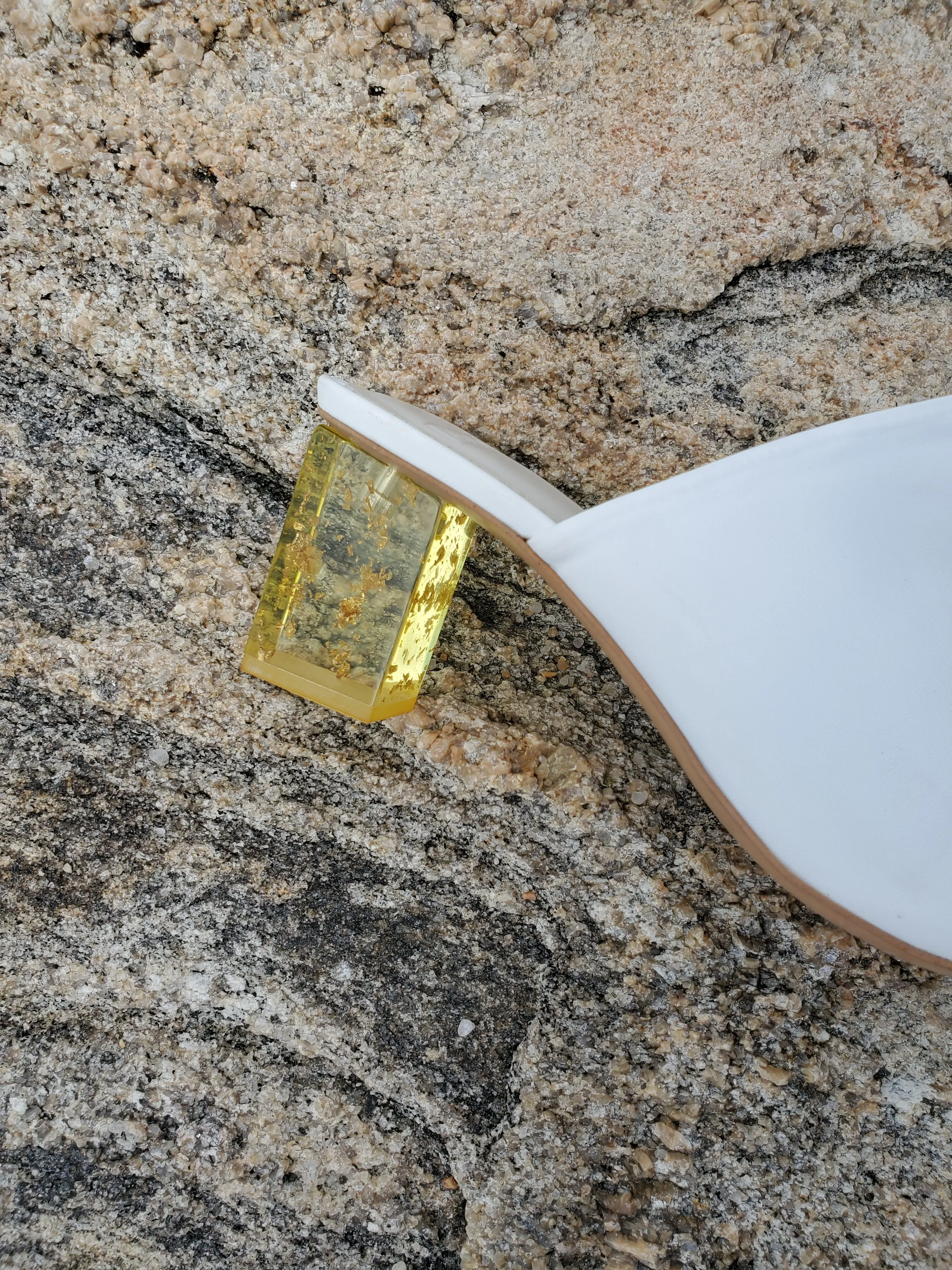 Flavia Mule - White With Citrine Heel