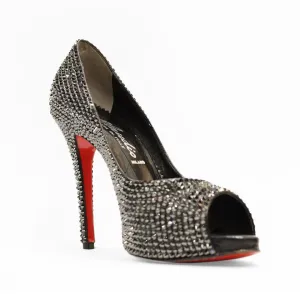 Full Swarovski crystals pump