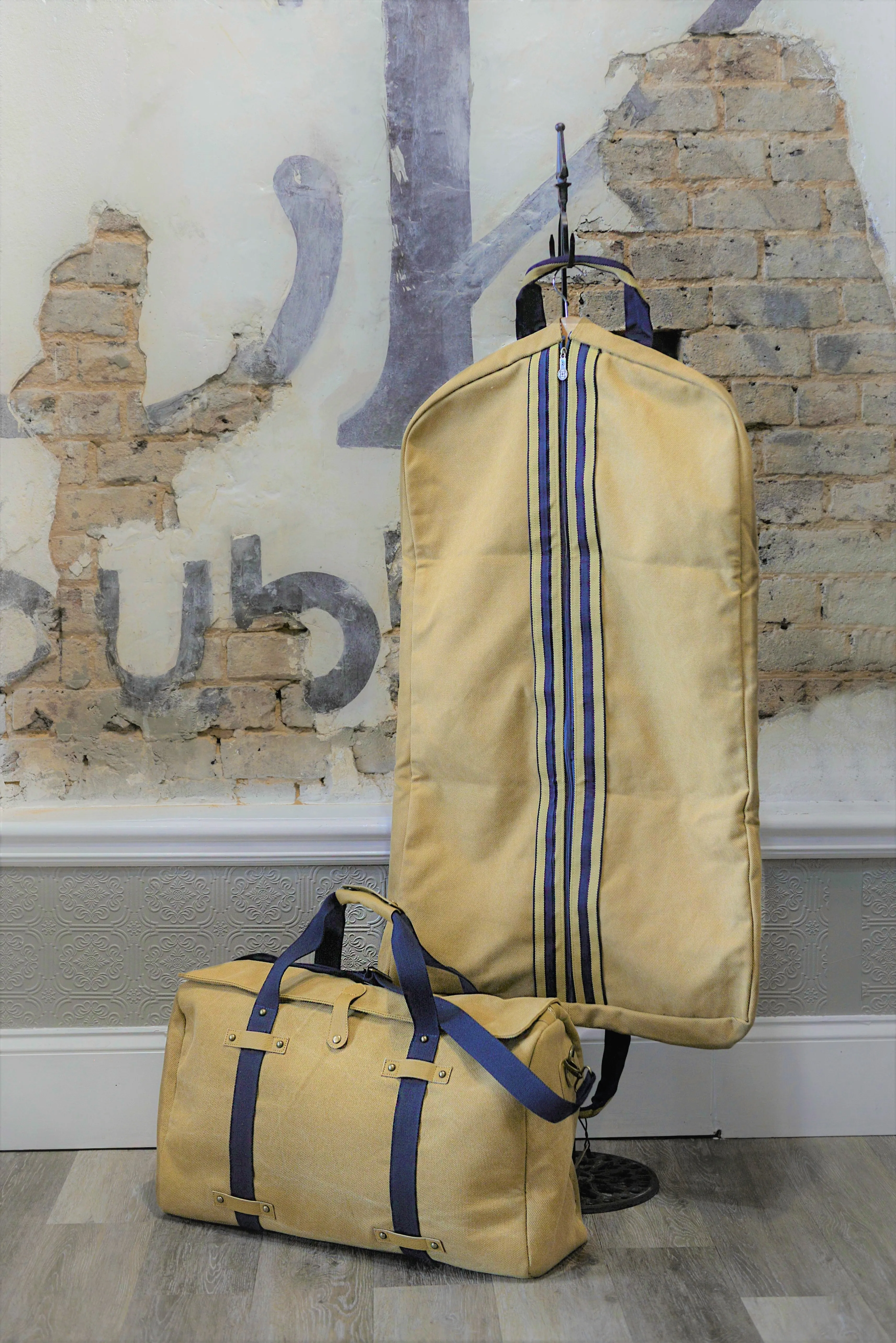 Garment Tote - Newport