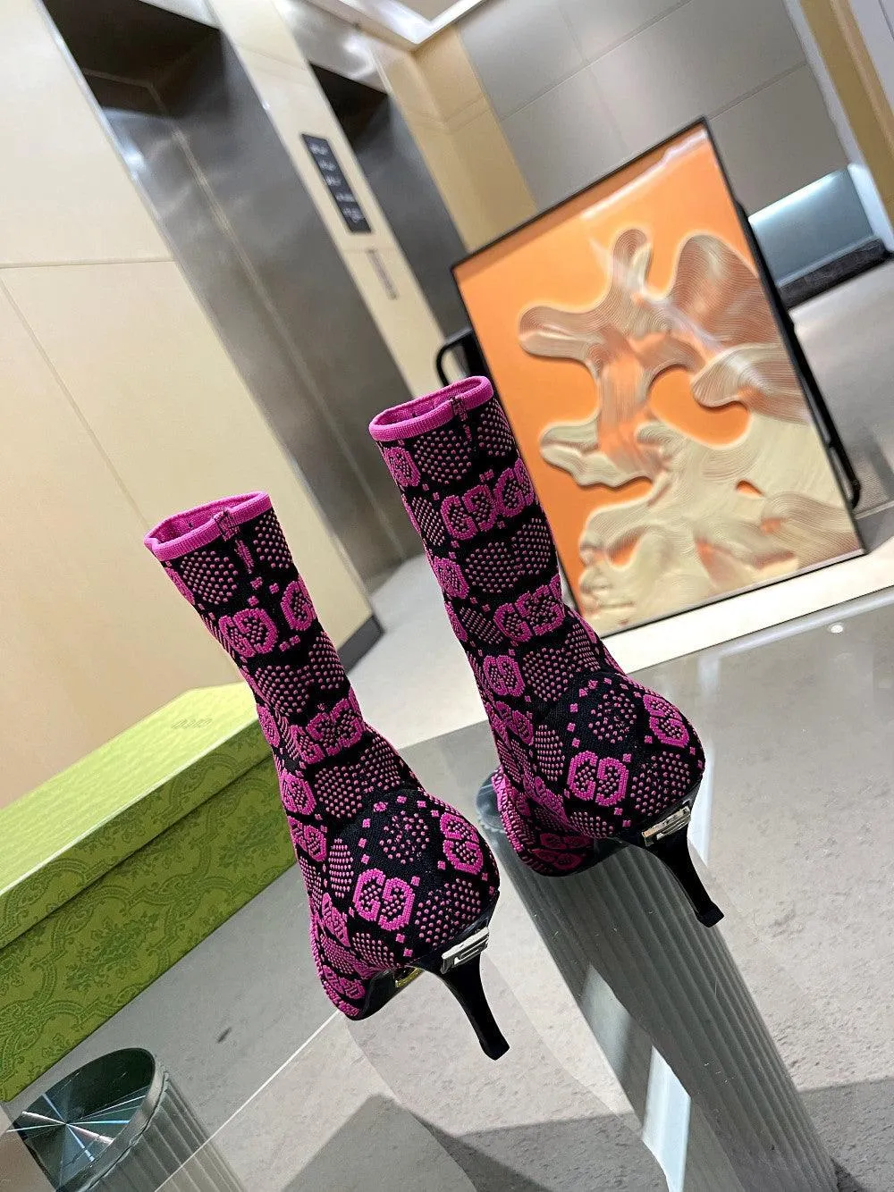 GG GG 75MM KNIT ANKLE BOOTS BLACK FLUORESCENT PINK FABRIC 718378 FAAQP 8610