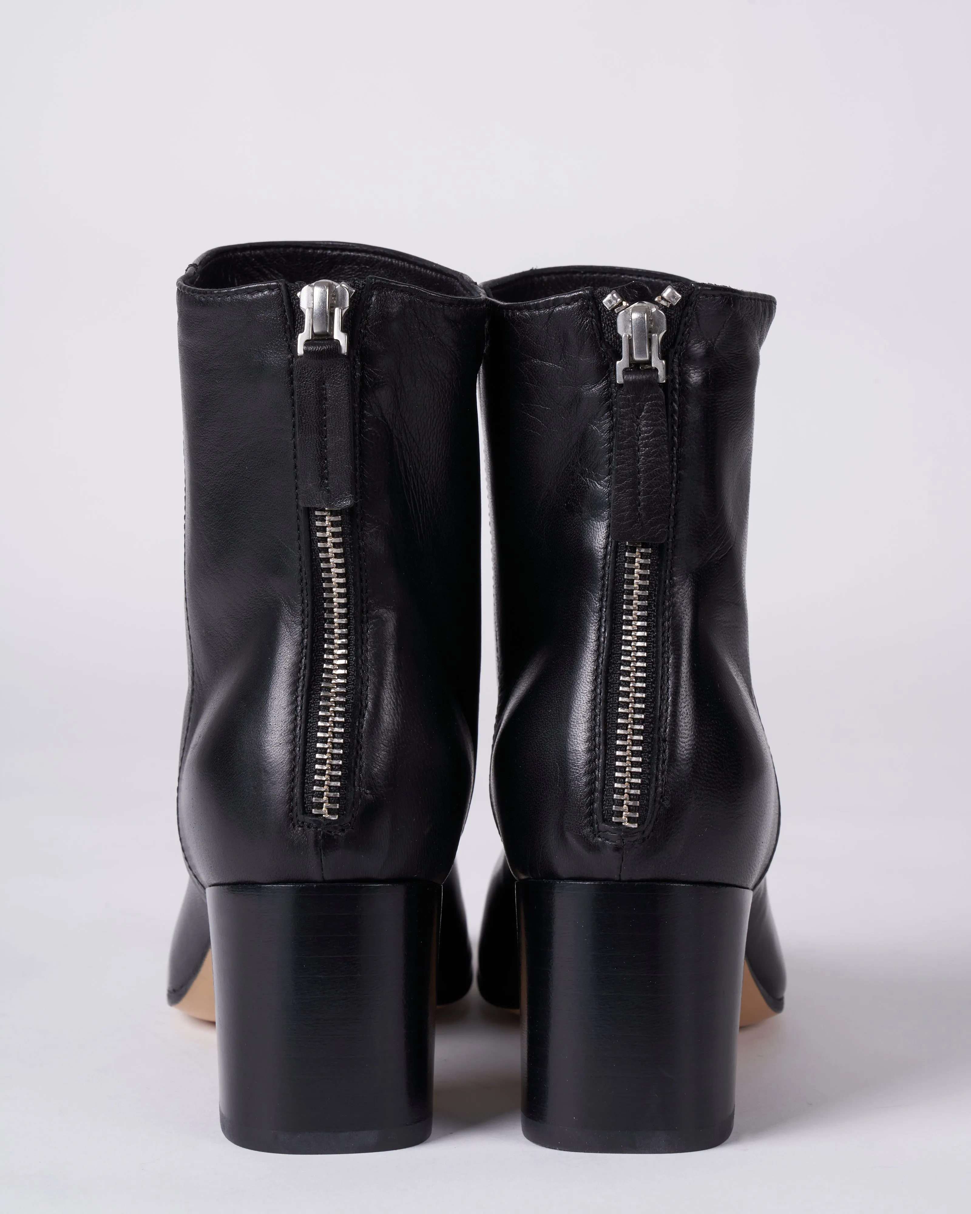 glove boot- back zipper - heel - black glove