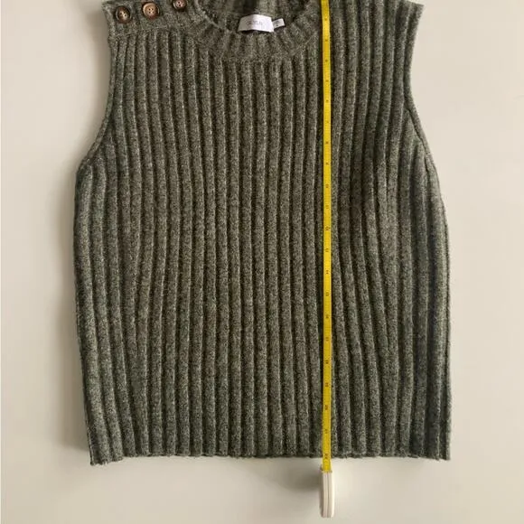 Greylin Green Ribbed Knit Sweater Vest Size M Yale Melange Minimalist Classic