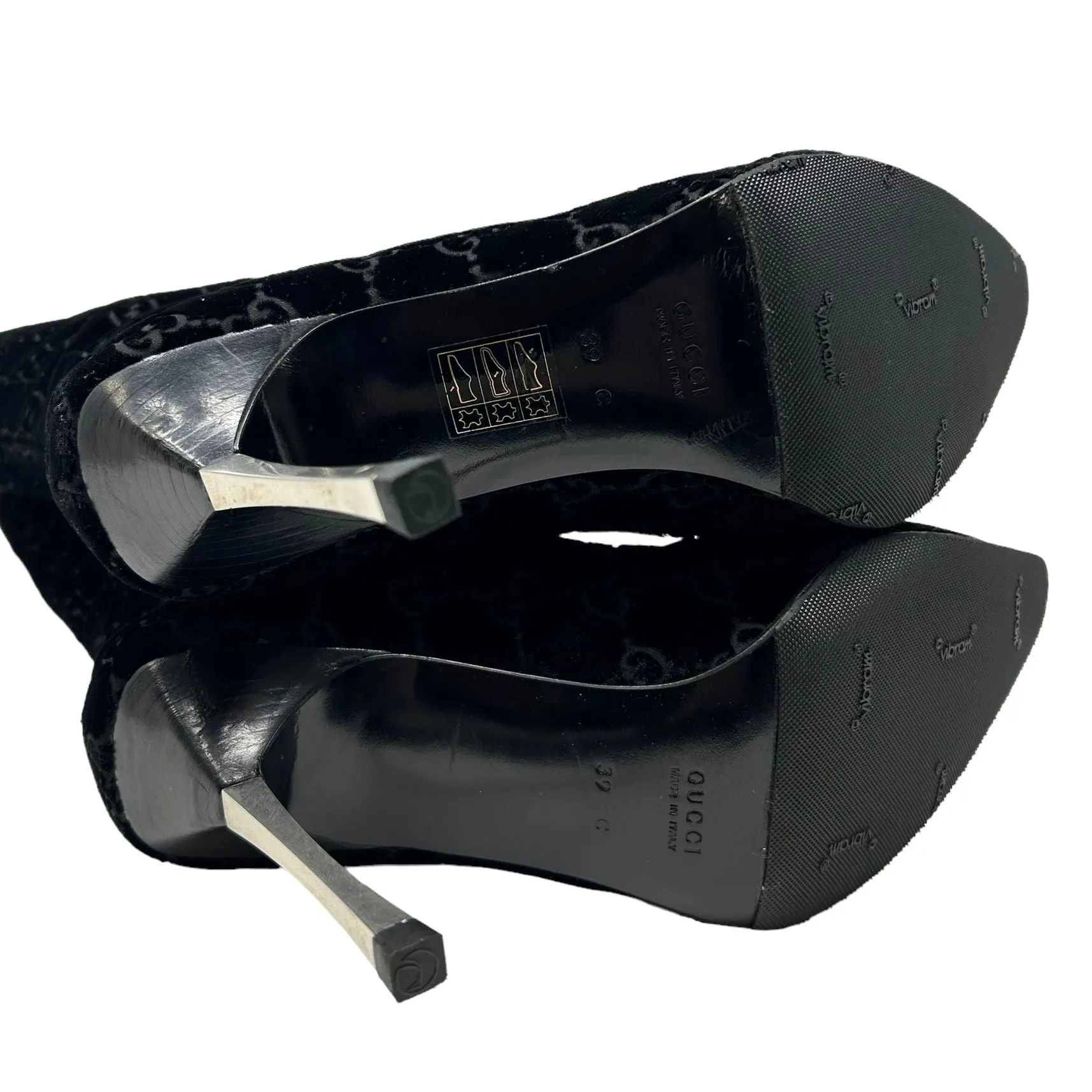 Gucci Black Velvet Knee Hight Boots