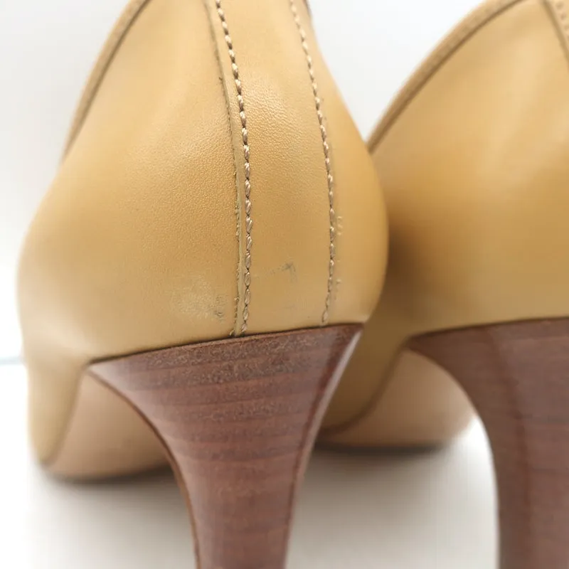 Gucci Interlocking GG Pumps Beige Leather Size 8 Square Toe Heels