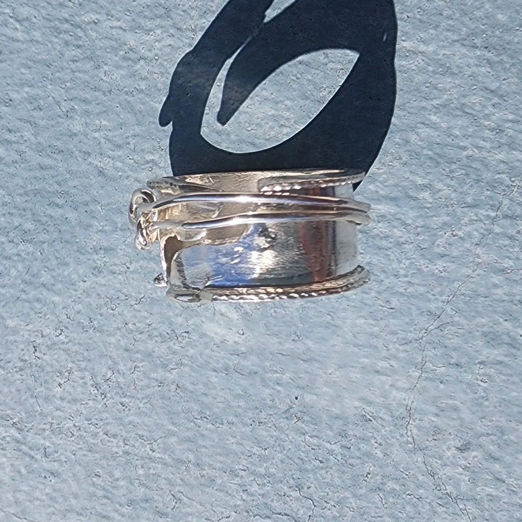 Handmade .925 Sterling Silver Spinner Ring – Double Love Knot Design, Bold & Unforgettable
