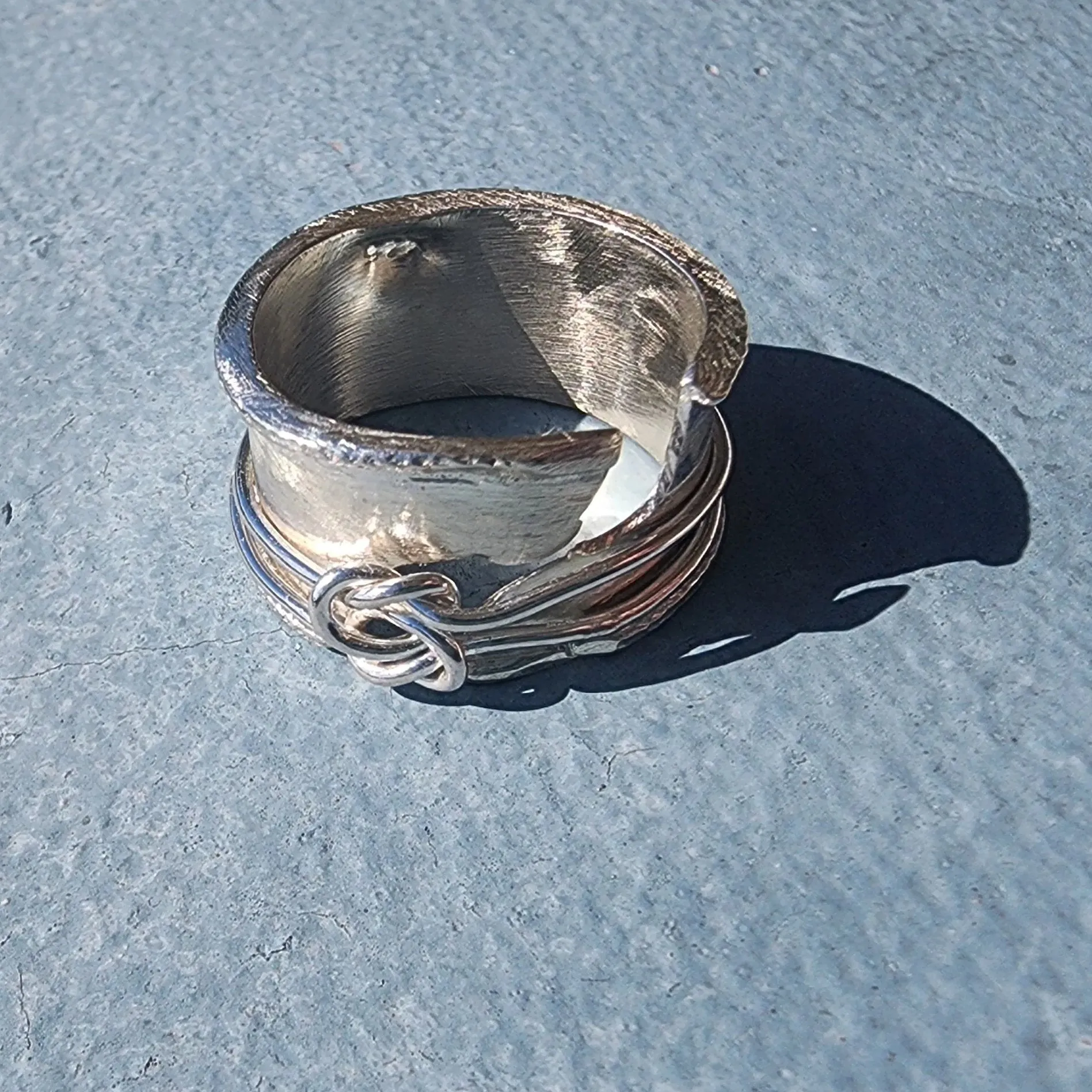 Handmade .925 Sterling Silver Spinner Ring – Double Love Knot Design, Bold & Unforgettable