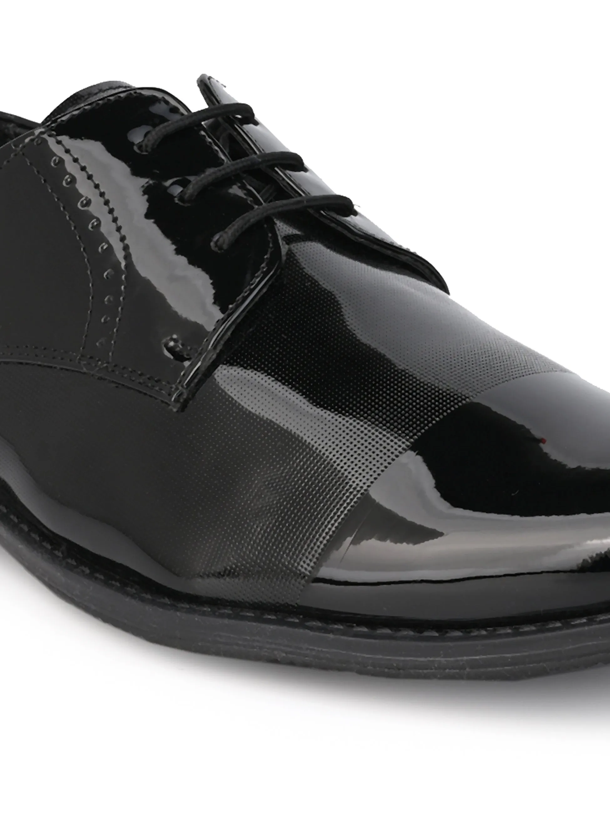 Hydes and Hues Men Round-Toe Derbys Black