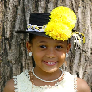 KH4443-Kids Black hat with yellow flower