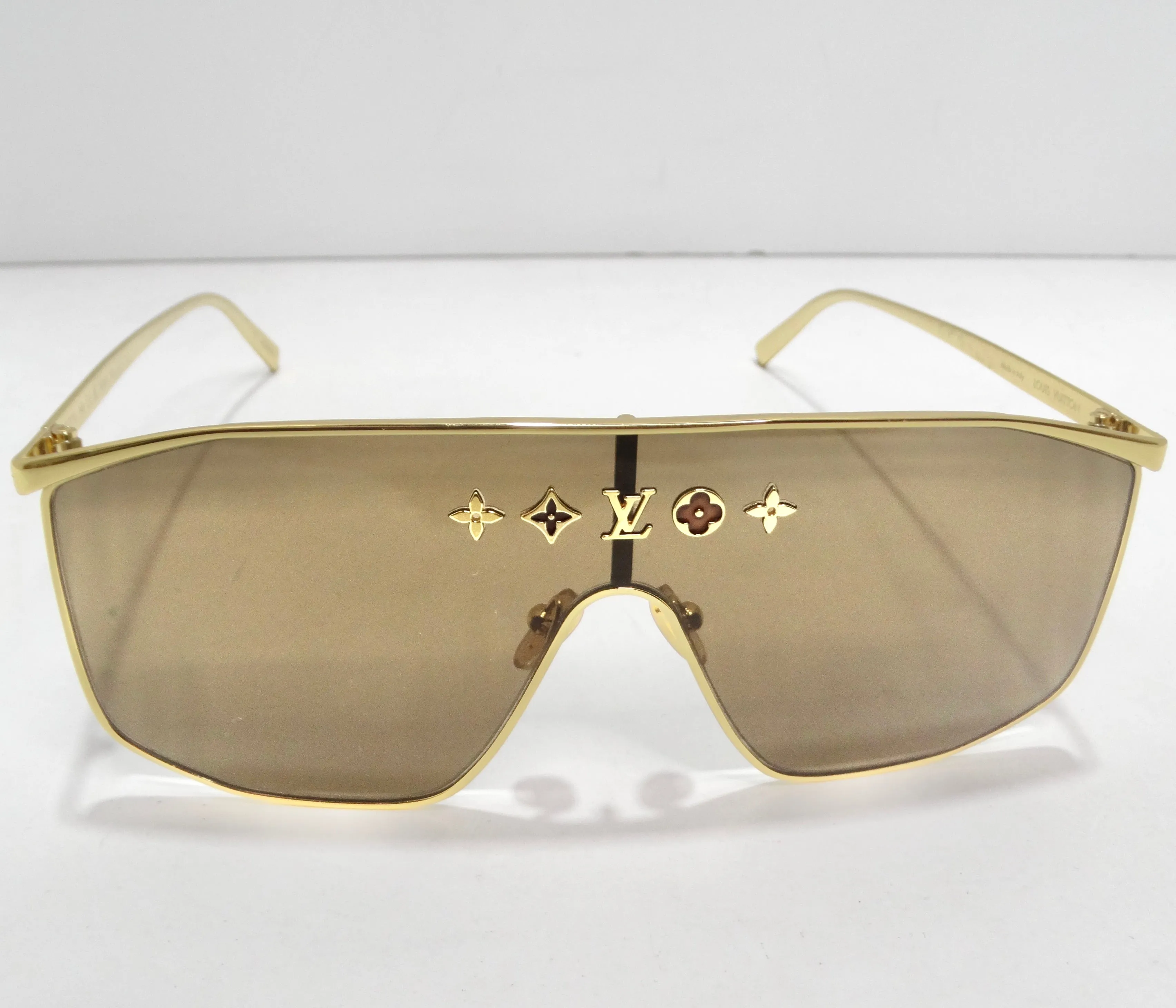 Louis Vuitton Metal LV Golden Mask Sunglasses Gold