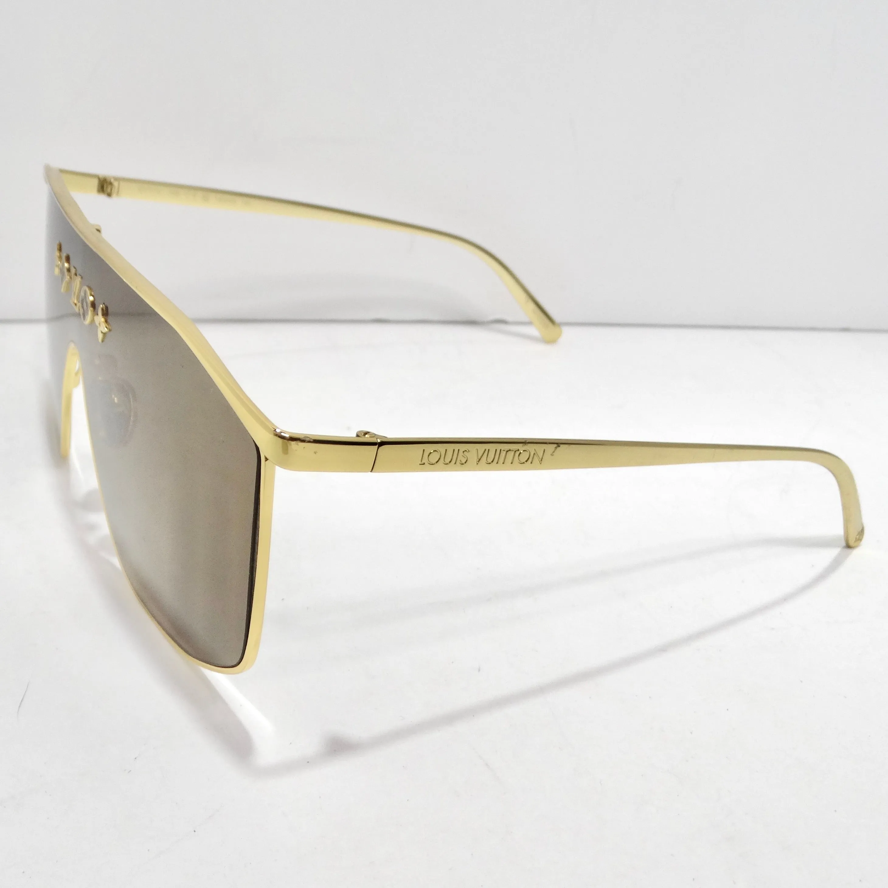 Louis Vuitton Metal LV Golden Mask Sunglasses Gold
