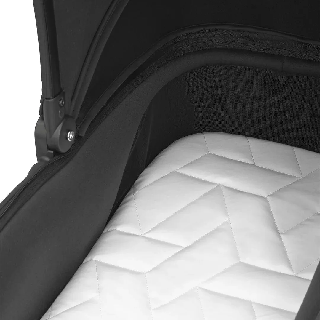 Maxi Cosi Oxford 9 Piece Pebble S Travel System - Twillic Black